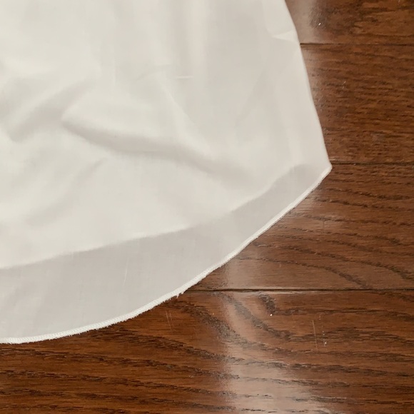 Seraphine billowy white Maternity top - Picture 5 of 6